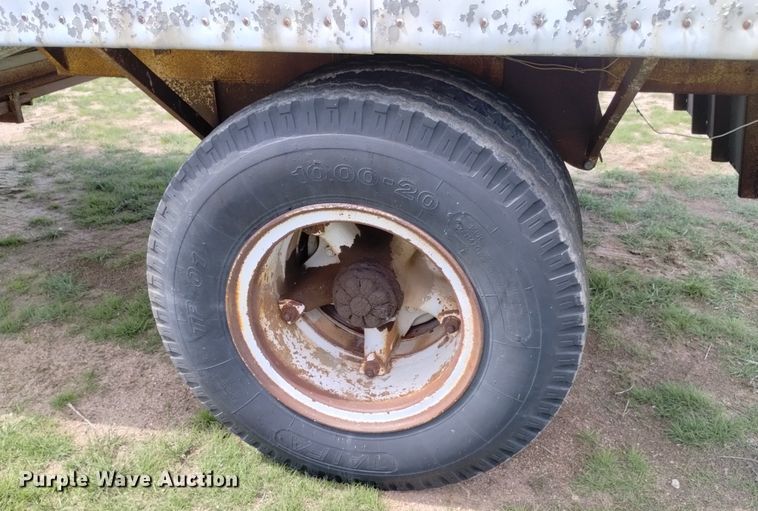 image for item DN6476 1974 Shop built  pup grain trailer