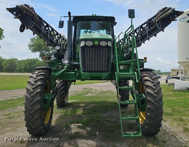 image for item DO2703 2012 John Deere 4730  sprayer