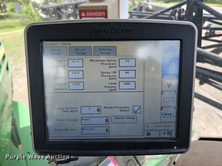 image for item DO2703 2012 John Deere 4730  sprayer