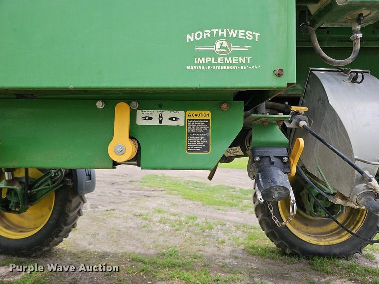 image for item DO2703 2012 John Deere 4730  sprayer