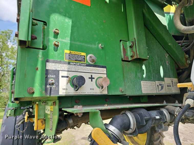 image for item DO2703 2012 John Deere 4730  sprayer