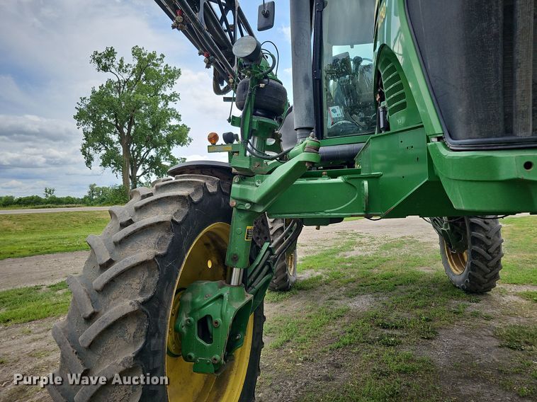 image for item DO2703 2012 John Deere 4730  sprayer