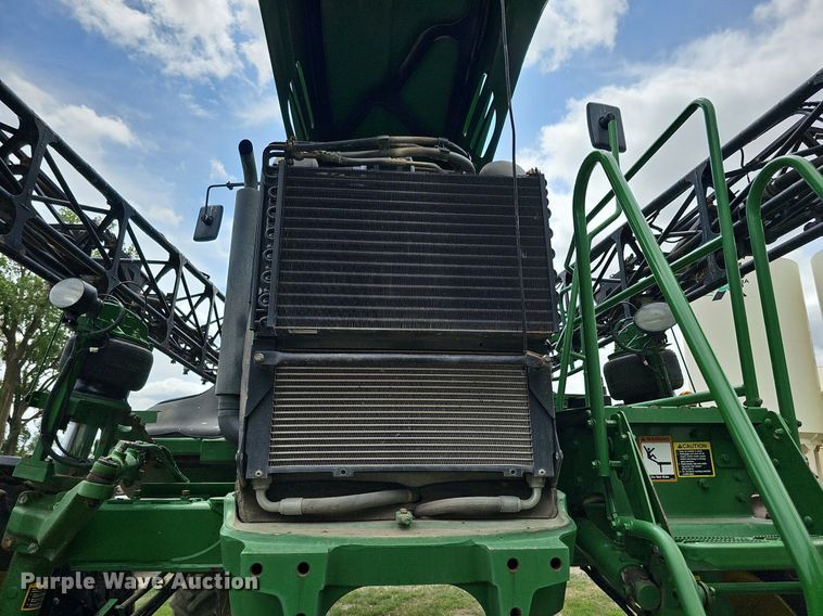 image for item DO2703 2012 John Deere 4730  sprayer