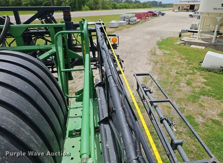 image for item DO2703 2012 John Deere 4730  sprayer