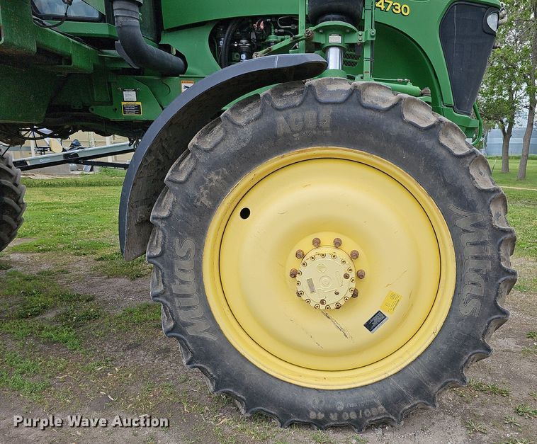 image for item DO2703 2012 John Deere 4730  sprayer