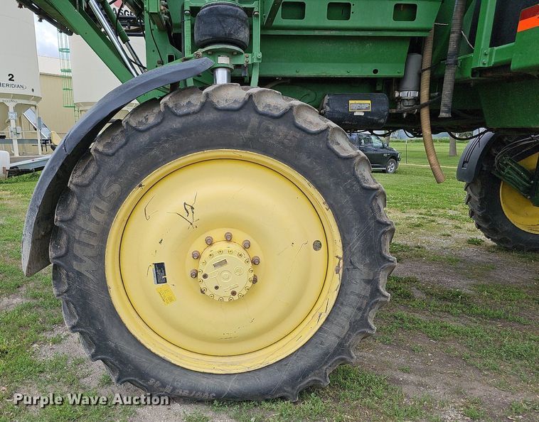 image for item DO2703 2012 John Deere 4730  sprayer