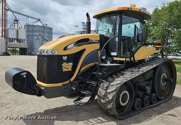 image for item DO2704 Challenger MT765C  tractor