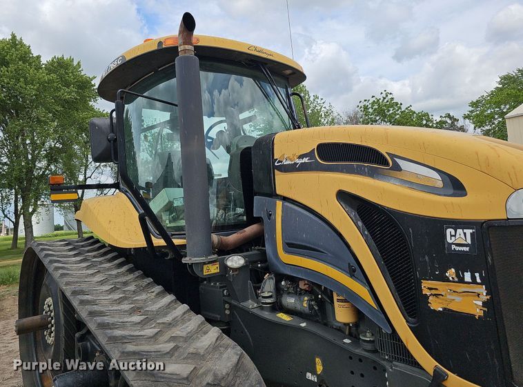 image for item DO2704 Challenger MT765C  tractor