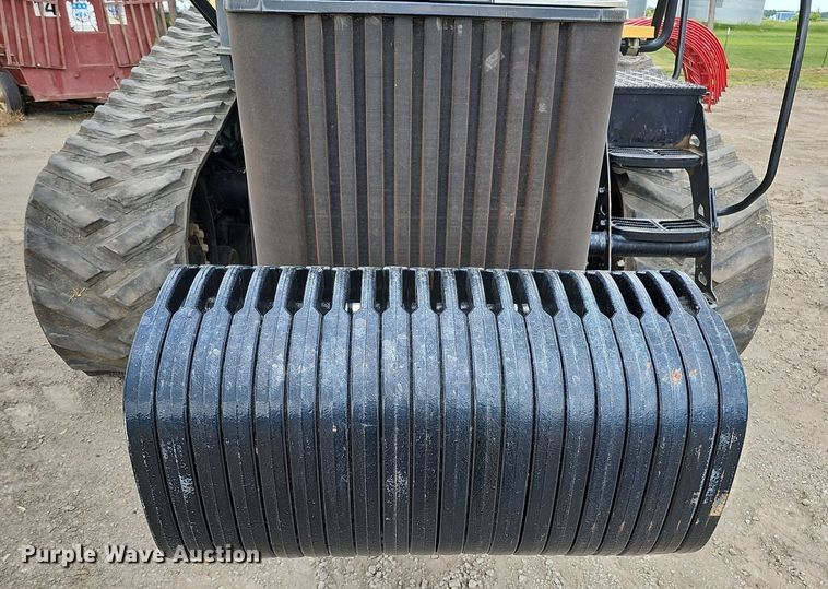 image for item DO2704 Challenger MT765C  tractor