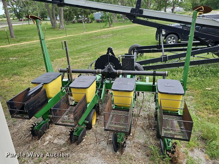 image for item DO2706 John Deere  planter