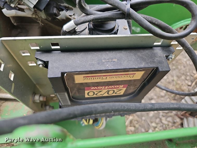 image for item DO2706 John Deere  planter