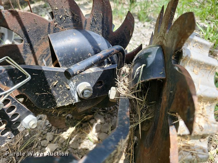 image for item DO2706 John Deere  planter