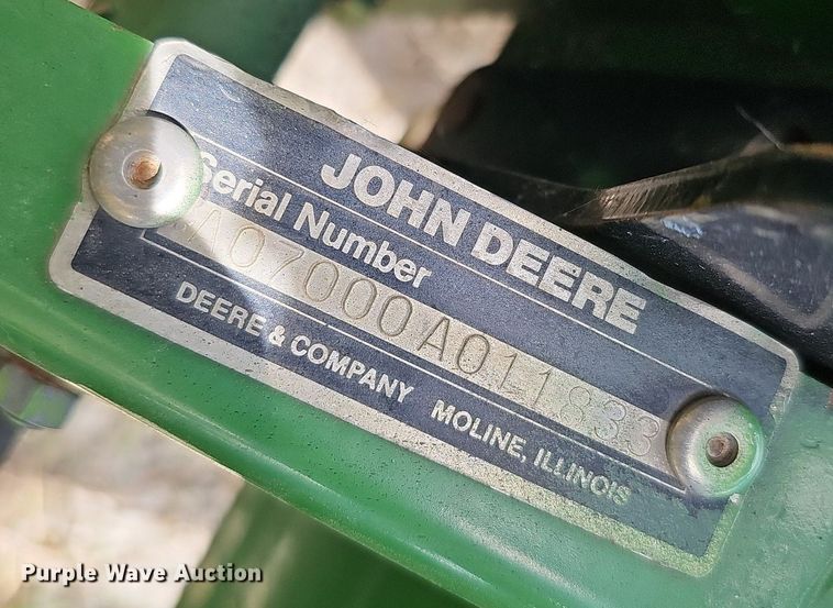 image for item DO2706 John Deere  planter