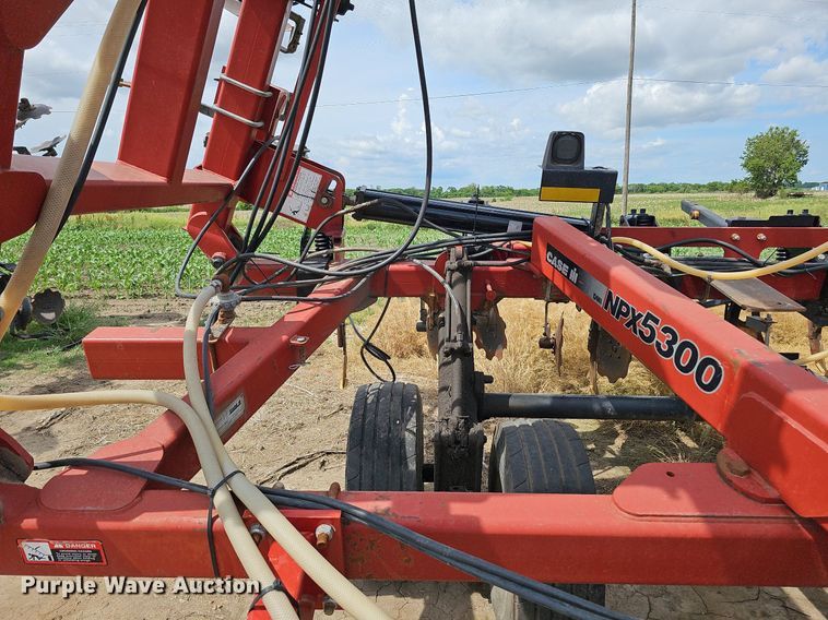 image for item DO2711 Case IH NPX5300  NH3 applicator