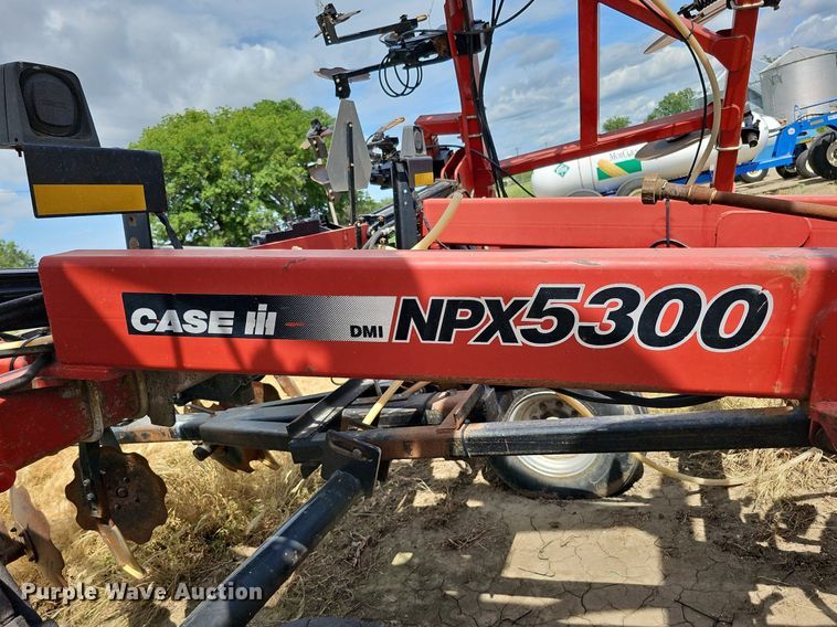 image for item DO2711 Case IH NPX5300  NH3 applicator