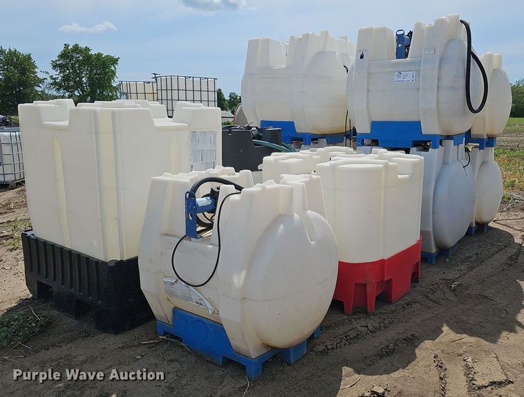 image for item DO2712 Approximately 12 poly tanks