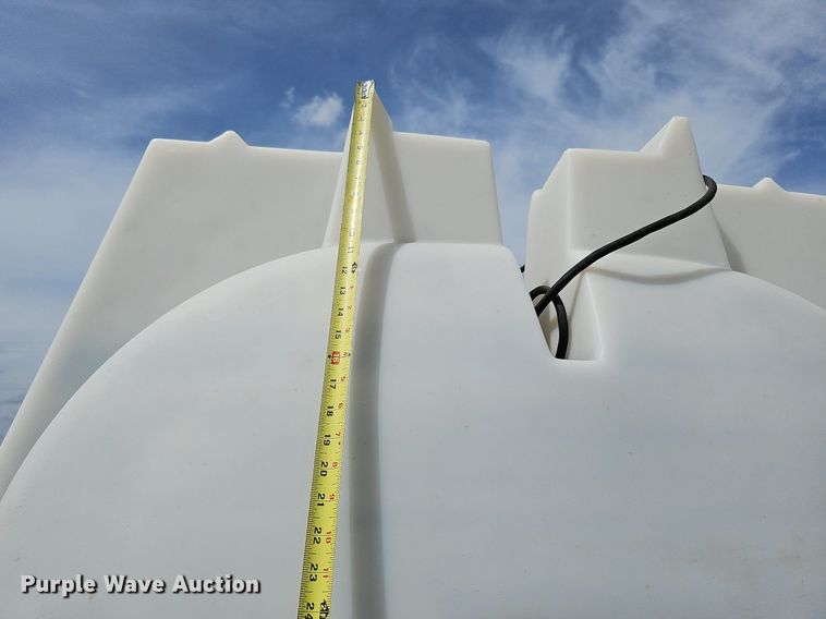 image for item DO2712 Approximately 12 poly tanks