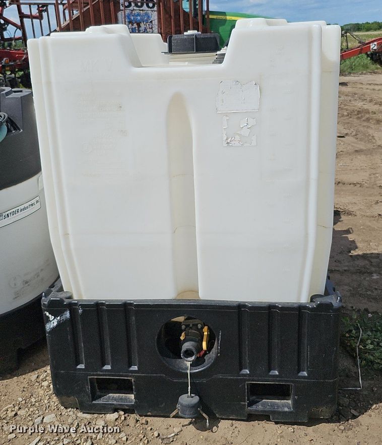 image for item DO2712 Approximately 12 poly tanks