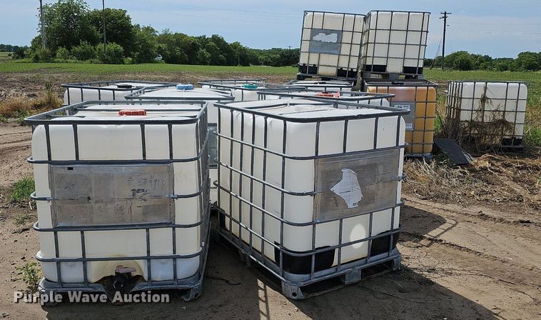 image for item DO2713 Approximately 14 poly tanks