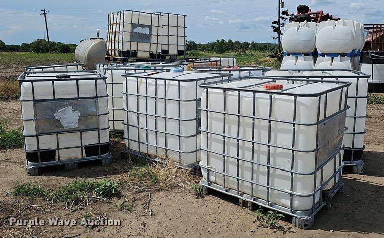 image for item DO2713 Approximately 14 poly tanks