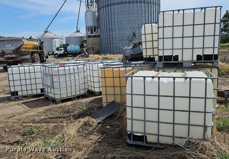 image for item DO2713 Approximately 14 poly tanks