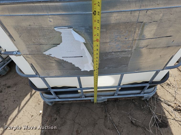 image for item DO2713 Approximately 14 poly tanks