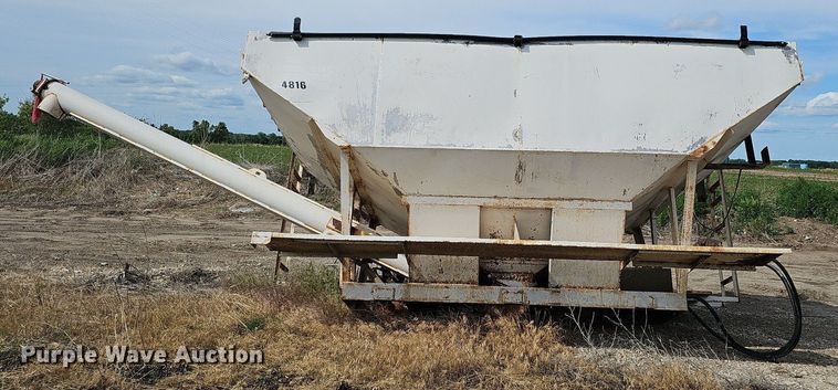 image for item DO2715 Simonsen SMC4816S  fertilizer delivery bed