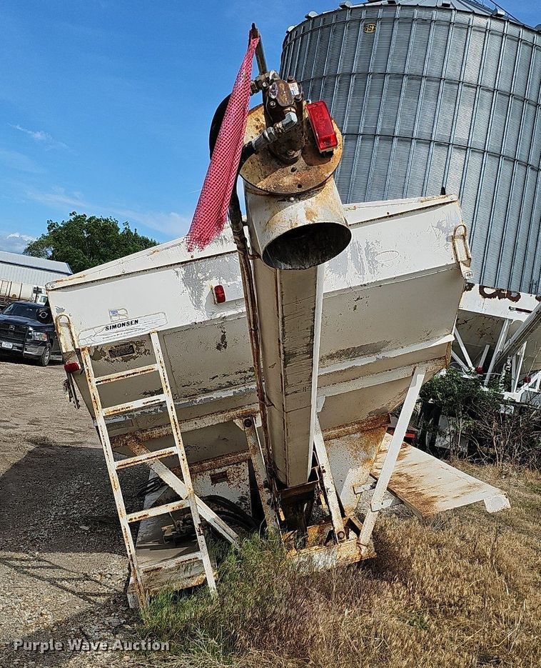 image for item DO2715 Simonsen SMC4816S  fertilizer delivery bed