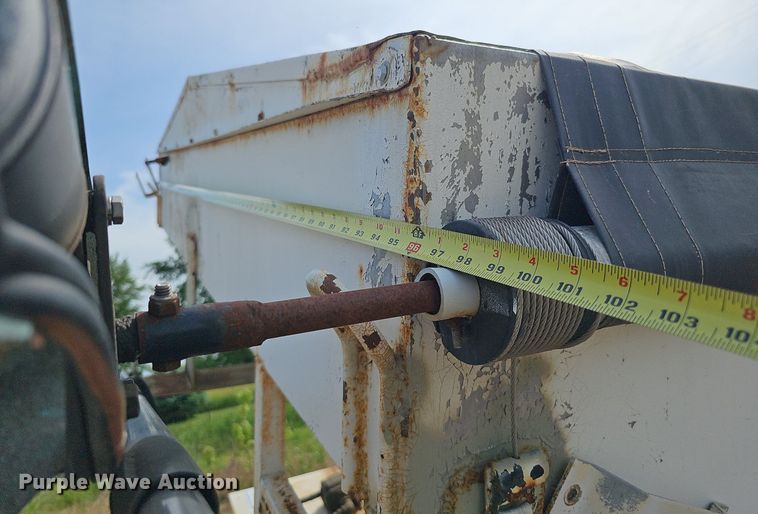 image for item DO2715 Simonsen SMC4816S  fertilizer delivery bed