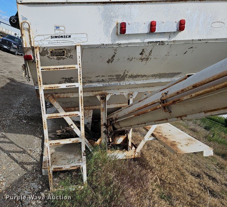 image for item DO2715 Simonsen SMC4816S  fertilizer delivery bed
