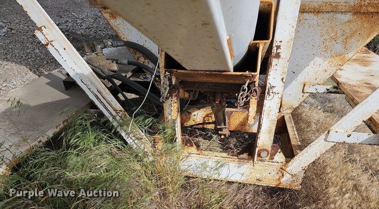 image for item DO2715 Simonsen SMC4816S  fertilizer delivery bed