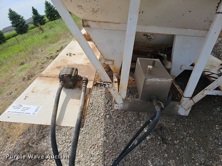 image for item DO2715 Simonsen SMC4816S  fertilizer delivery bed