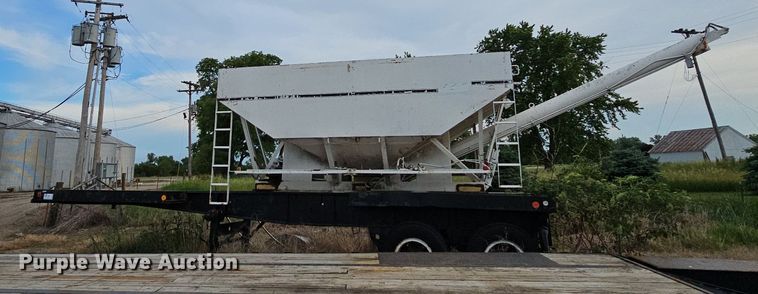 image for item DO2716 2009 Shop built  fertilizer tender trailer