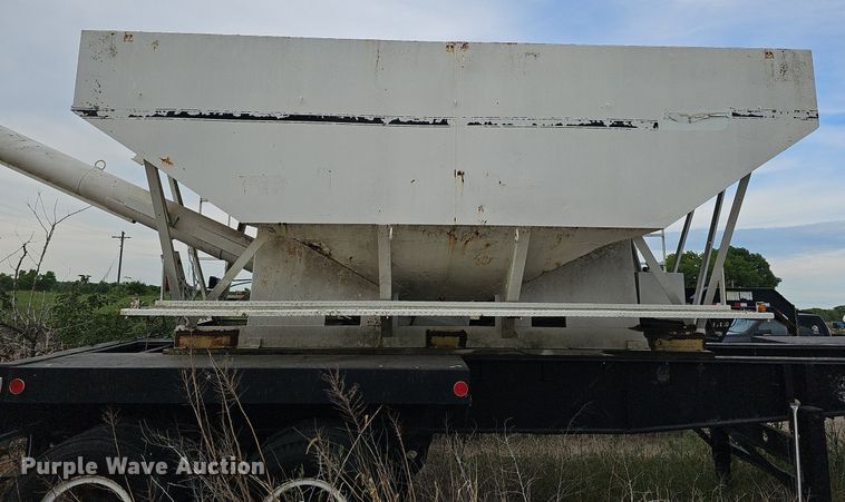 image for item DO2716 2009 Shop built  fertilizer tender trailer