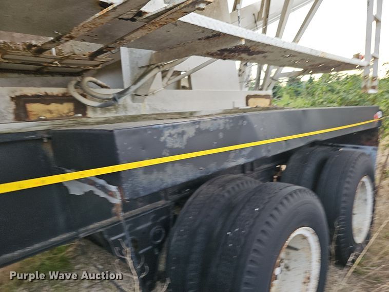 image for item DO2716 2009 Shop built  fertilizer tender trailer
