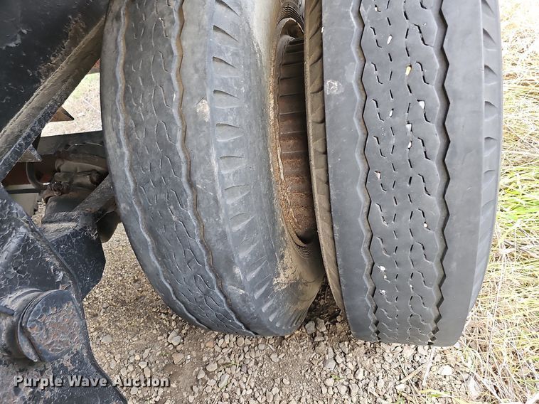 image for item DO2716 2009 Shop built  fertilizer tender trailer