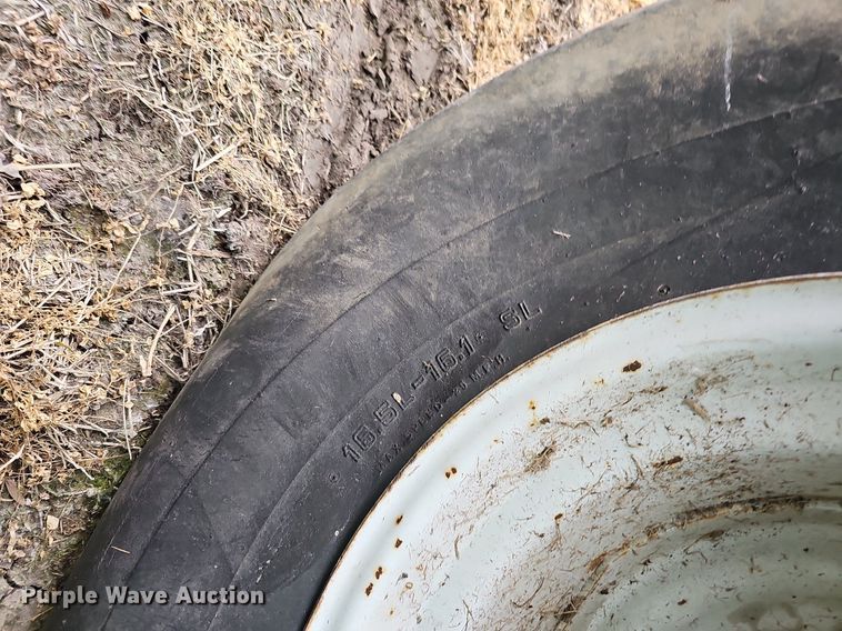 image for item DO2719 Willmar Super 600 spreader