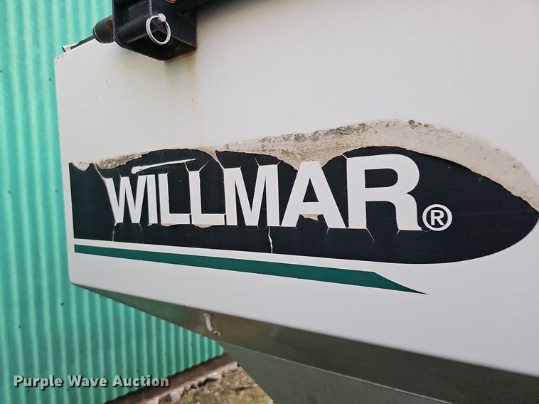 image for item DO2719 Willmar Super 600 spreader