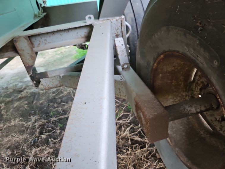 image for item DO2720 Dempster Clipper 200S spreader