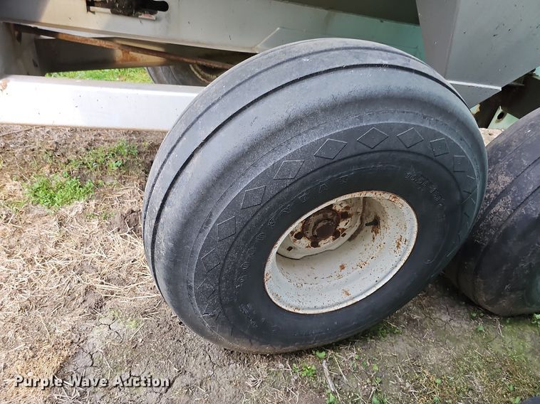 image for item DO2720 Dempster Clipper 200S spreader