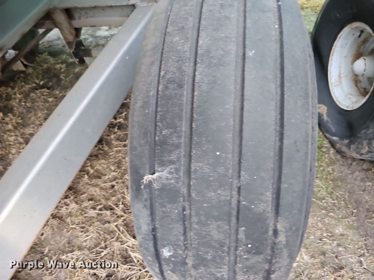 image for item DO2720 Dempster Clipper 200S spreader