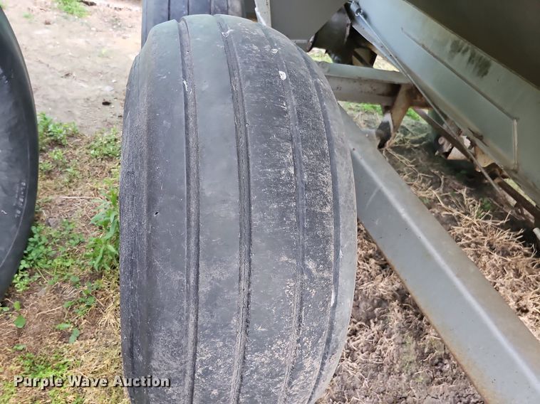 image for item DO2720 Dempster Clipper 200S spreader