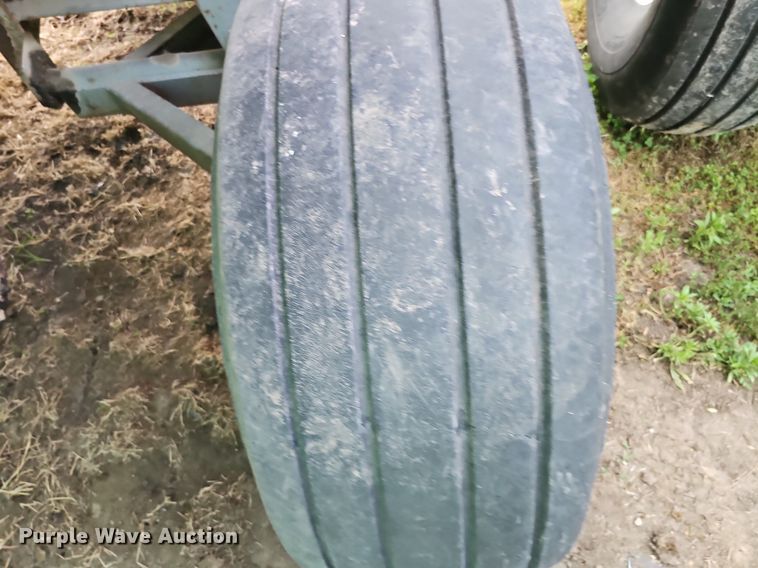 image for item DO2720 Dempster Clipper 200S spreader