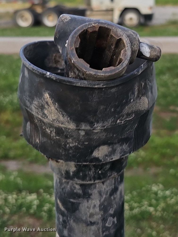 image for item DO2721 Willmar Super 800 spreader