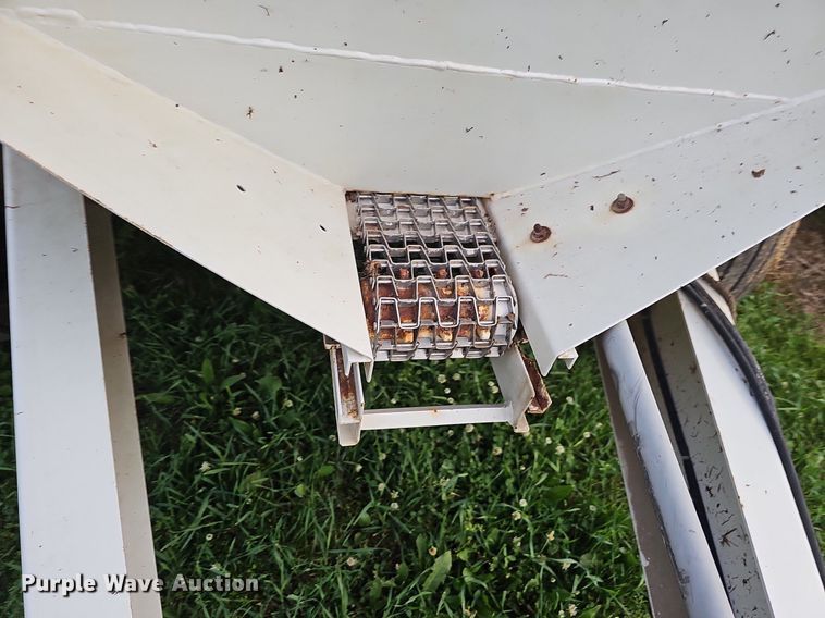 image for item DO2721 Willmar Super 800 spreader