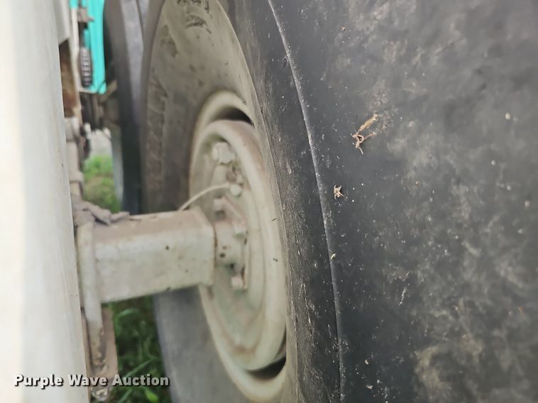 image for item DO2721 Willmar Super 800 spreader