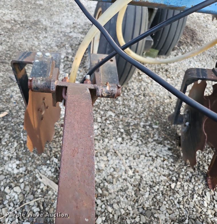 image for item DO2722 Case 5300 NH3 applicator