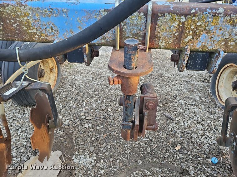 image for item DO2722 Case 5300 NH3 applicator