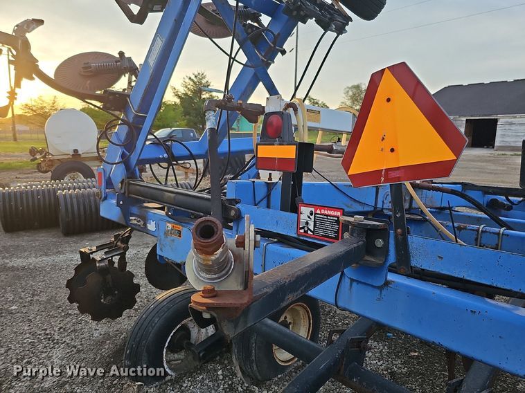 image for item DO2722 Case 5300 NH3 applicator