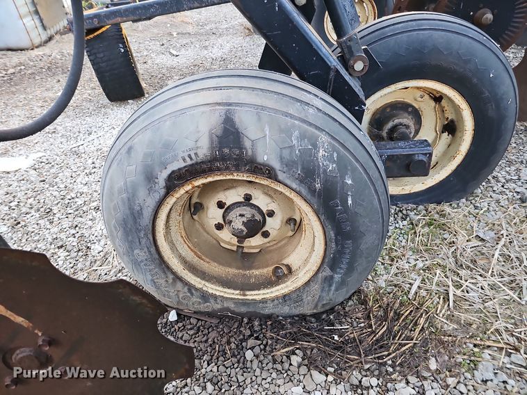 image for item DO2722 Case 5300 NH3 applicator